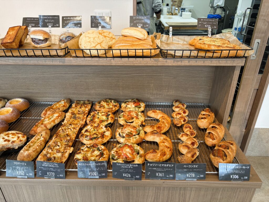 パンが並ぶ様子③