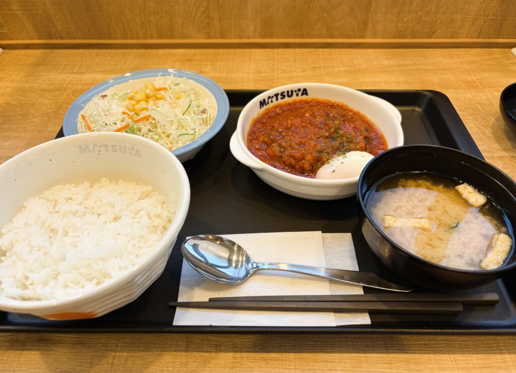 松屋の煮込みハンバーグ定食