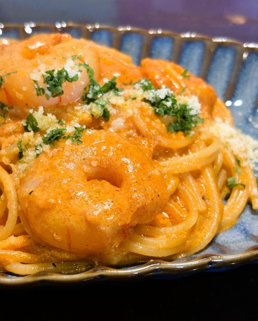 大きなエビが入っている