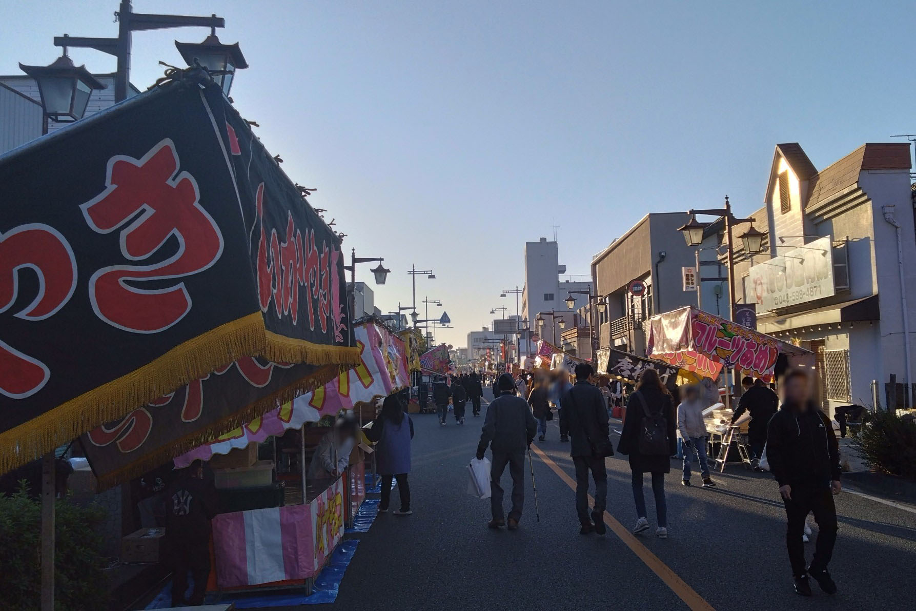 露店が並ぶ様子②