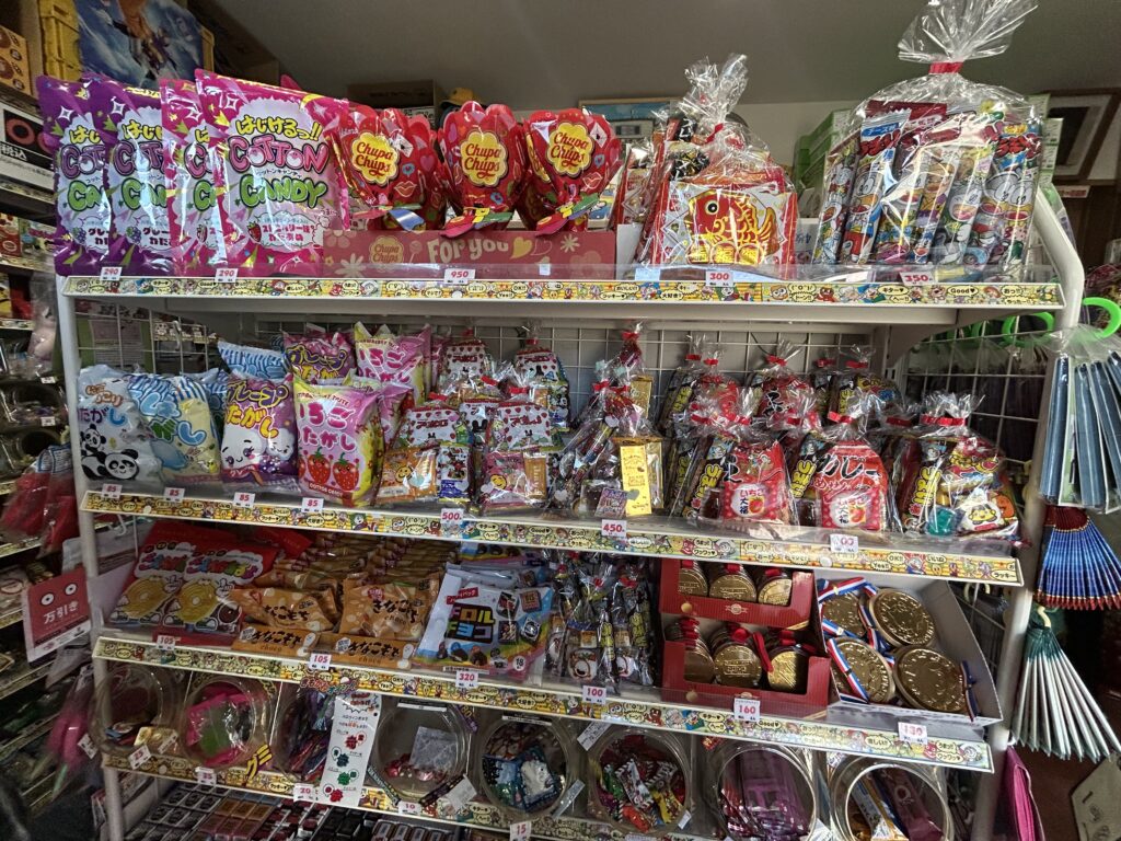 駄菓子ページ 東松山市】SNSで話題の「おかし帳」を作りたい！ということで、1000