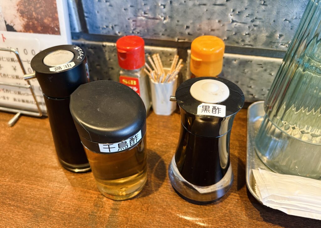 卓上の調味料