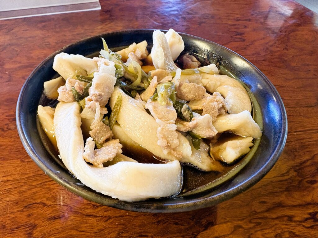 注文した肉うどん