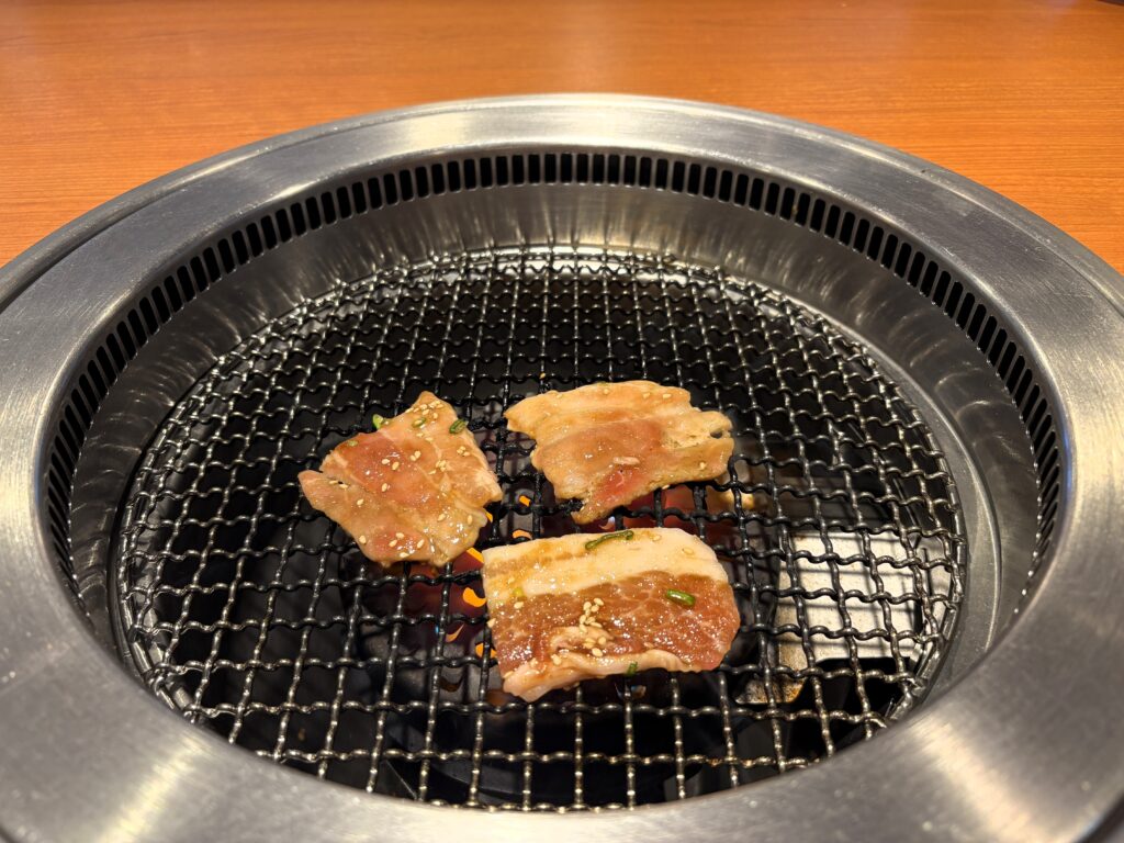 七輪で焼いている様子