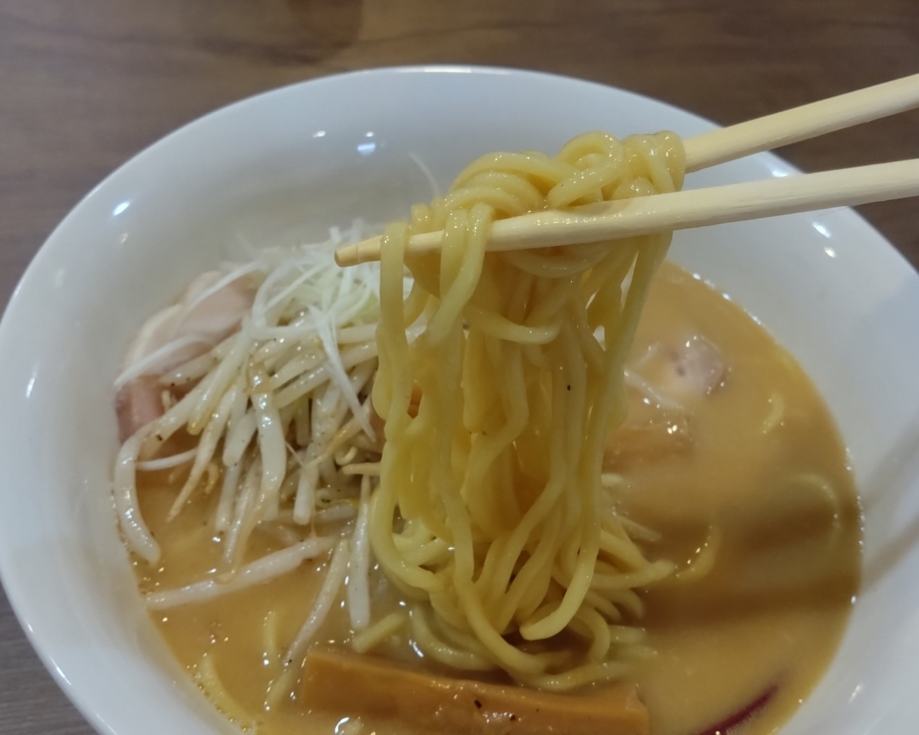 つるつるの麺