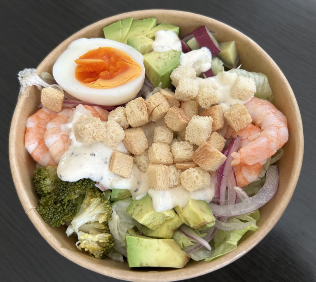 シュリンプサラダ　シーザードレッシング