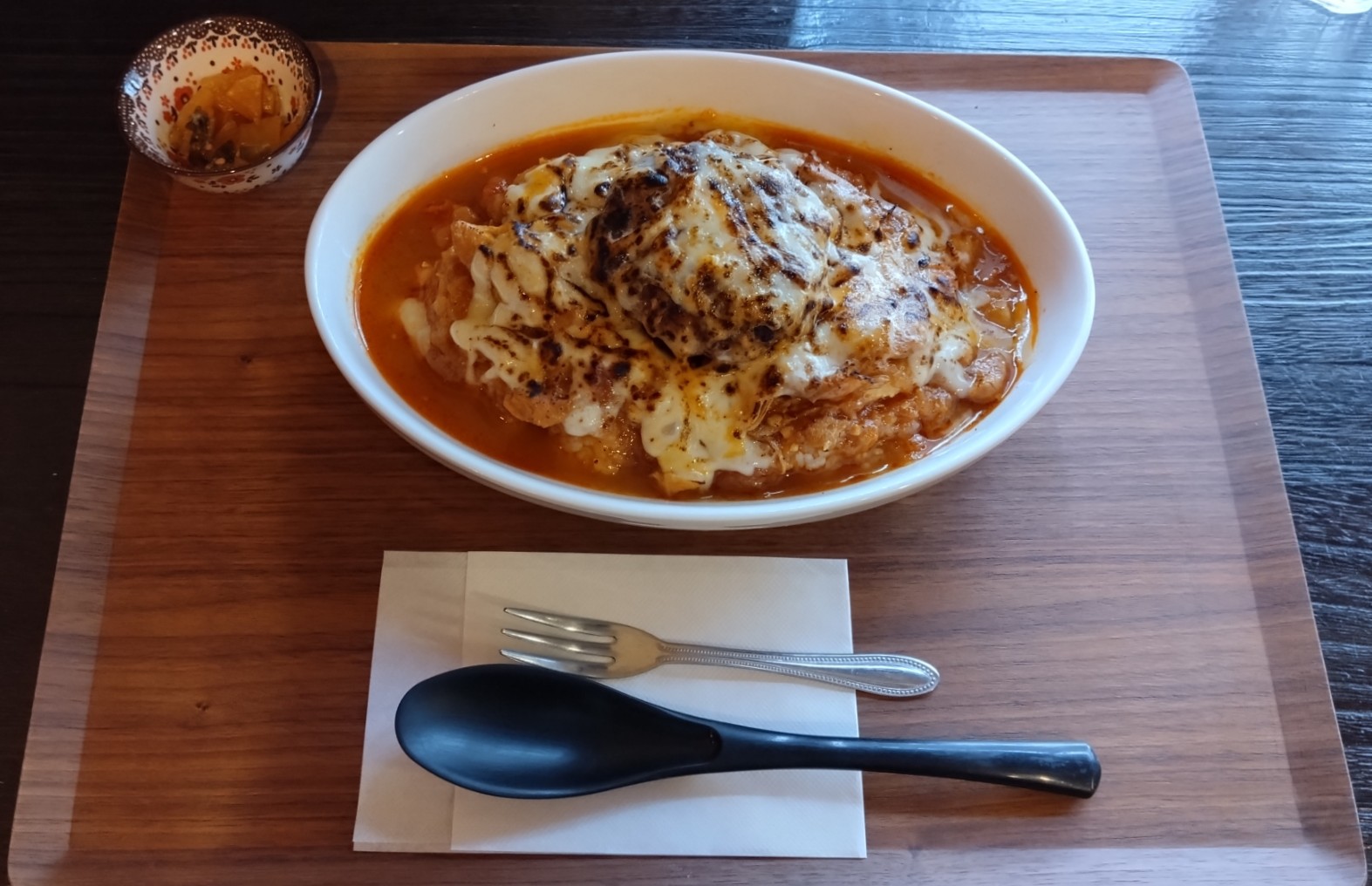 炙りチーズカレー(小)+手作りハンバーグ