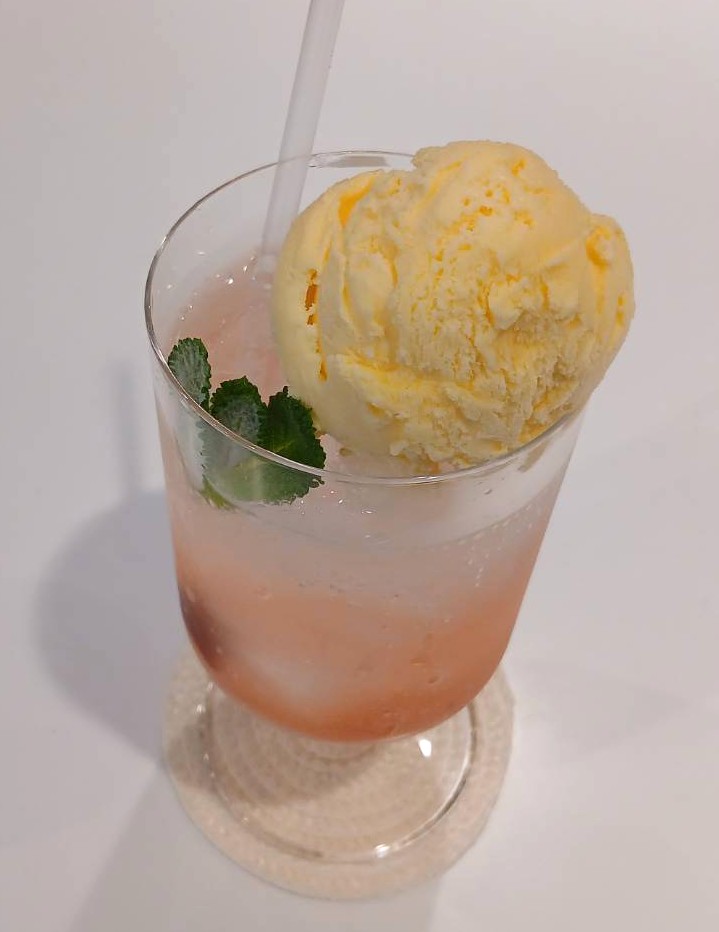 クリームソーダ