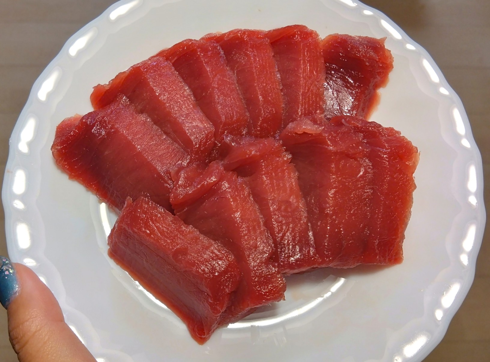 刺身のマグロ