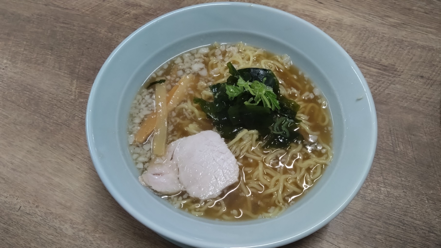 注文した醤油ラーメン
