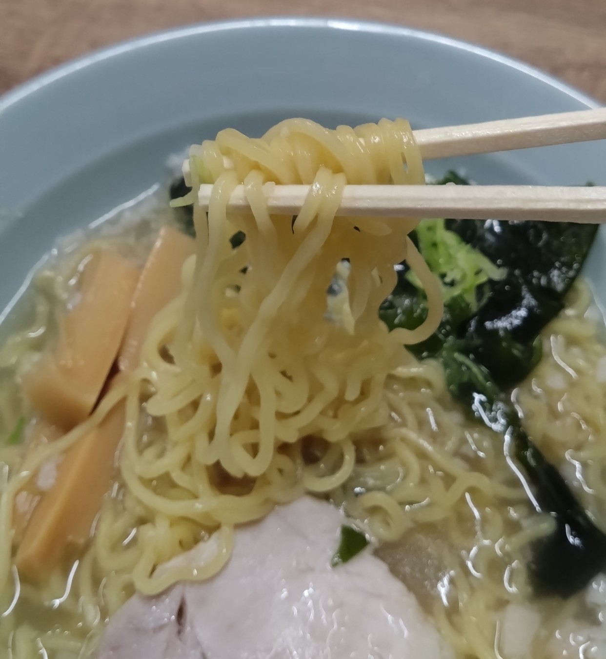 モチモチ麺